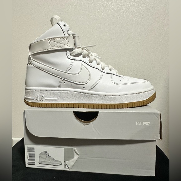 Nike Shoes - Nike Air Force 1 High Size 6.5
